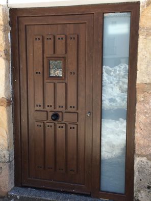 Dibal A.D.E. S.L. puerta de exterior